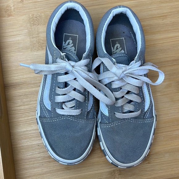 Gray vans - Picture 6 of 7